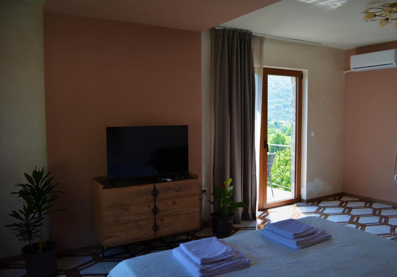 Markovic Winery And Estate Apartments Cetinje Eksteriør bilde