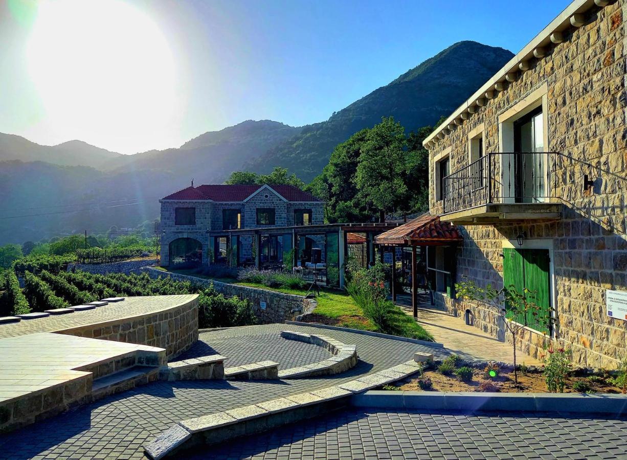 Markovic Winery And Estate Apartments Cetinje Eksteriør bilde