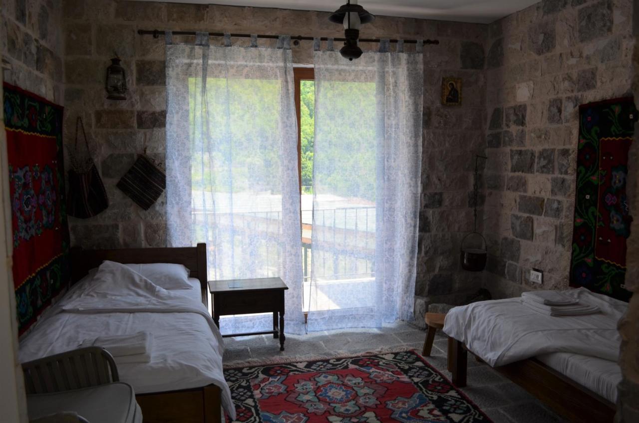 Markovic Winery And Estate Apartments Cetinje Eksteriør bilde